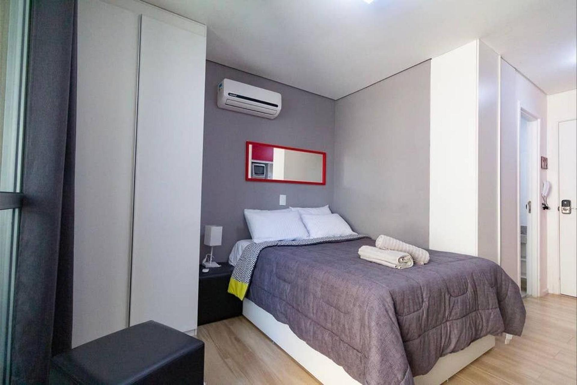 Apartamento Super Mensal Com Estacionamento E Internet ! *